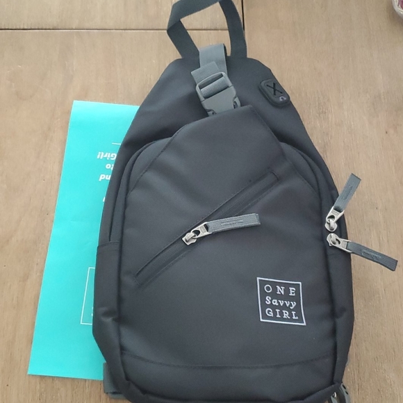 Brand new sling backpack with waist pack.   14 - Picture 6 of 13